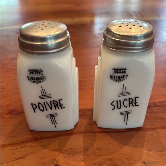 l’Islet Other - Antique Lislet Salt and Sugar Shakers Milk Glass